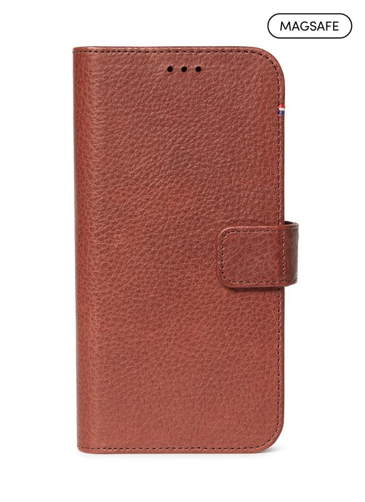 Decoded MagSafe Leather Detachable Wallet for iPhone 13 - Chocolate Brown