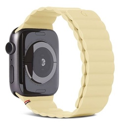 [D23AWS45TSL3SSN] Decoded Silicone Magnetic Traction Strap for Apple Watch 42/44/45/49mm - Sweet Corn